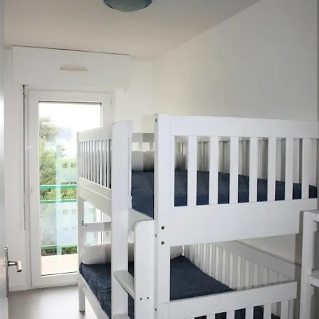 Le Brahms - - Entre Commerces Et Mae-9441