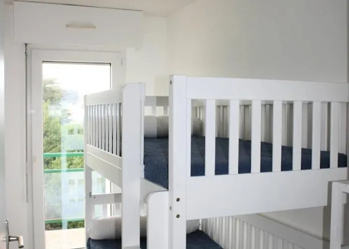 Le Brahms - - Entre Commerces Et Mae-9441